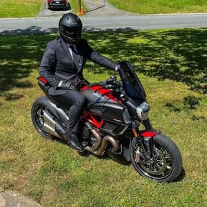 Meet your Posher, Kevin